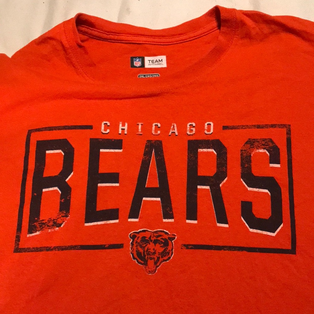 Chicago Bears  Team Apparel 2XL short sleeve good condition
